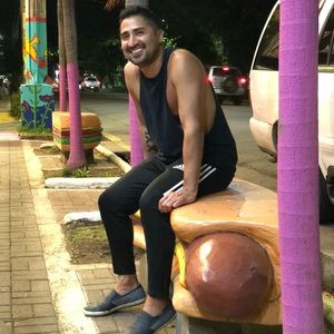 Meet your Posher, Jeffrey